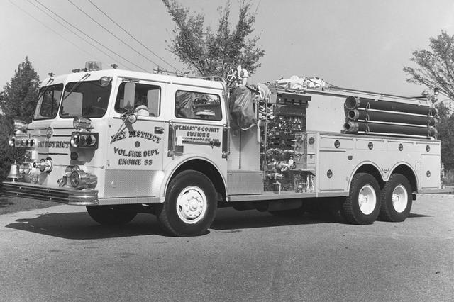 Engine 33 after 1980 rehab - 1971 Maxim 1000GPM/2000GWT retired 1988